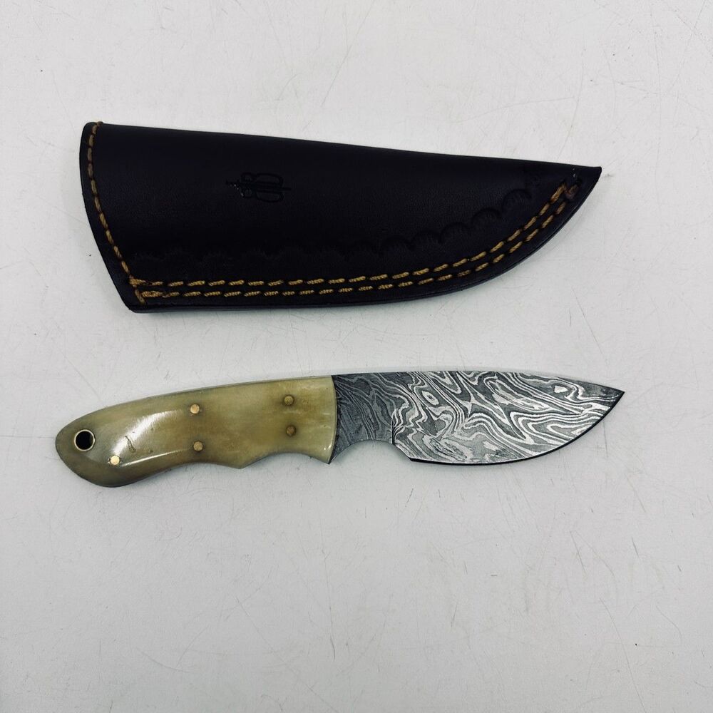 Handmade Damascus Steel Hunting Knife Bone Handle Leather Sheath